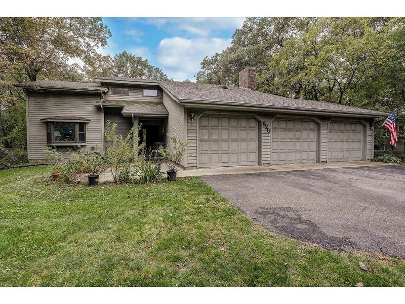 620 9th St N, Sartell, MN 56377