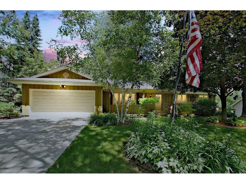 13346 Findlay Way, Apple Valley, MN 55124