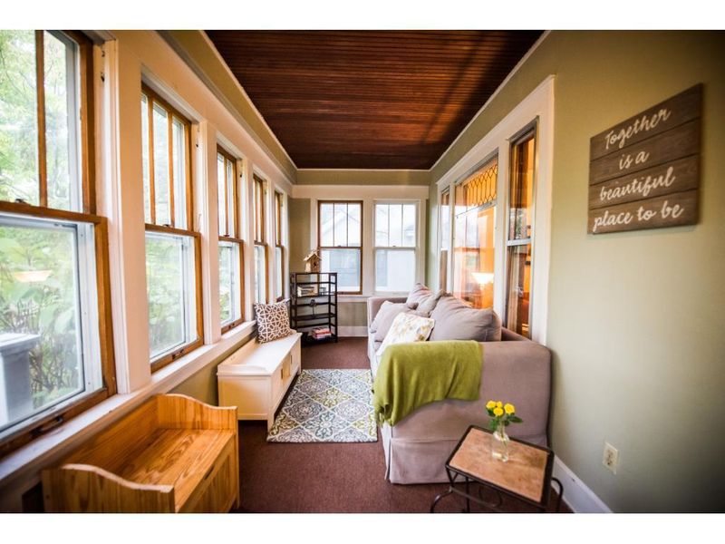 376 Herschel St, Saint Paul, MN 55104