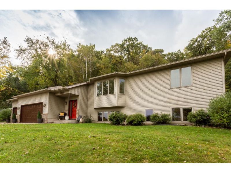 3779 Graves Dr, Red Wing, MN 55066