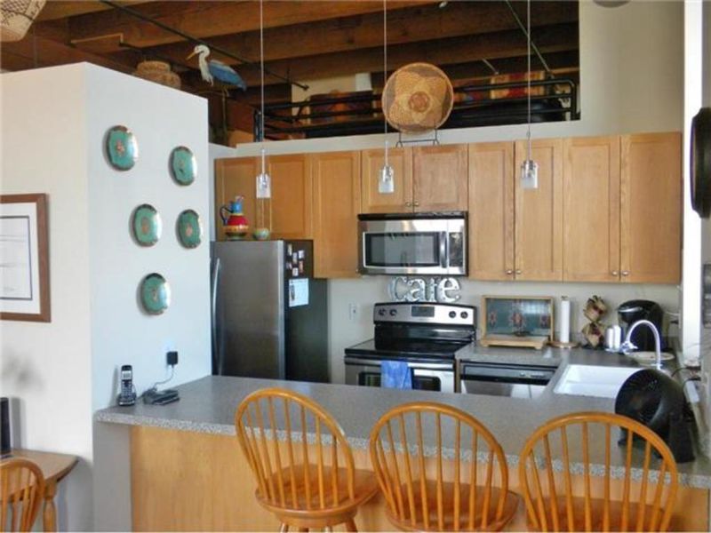 289 5th St E #405, Saint Paul, MN 55101