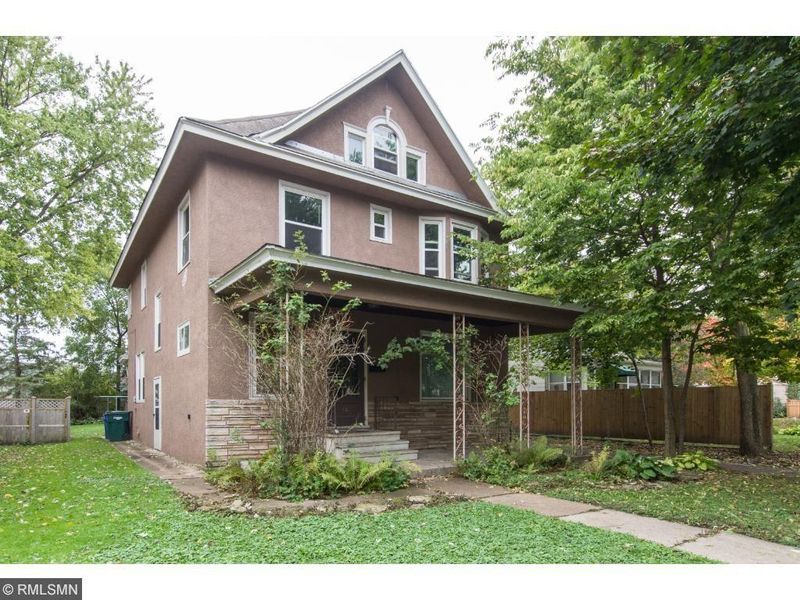 109 Maria Ave, Saint Paul, MN 55106