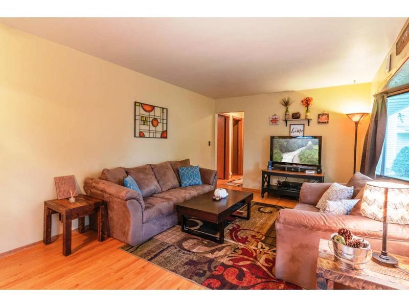 705 Centennial Cir, Farmington, MN 55024