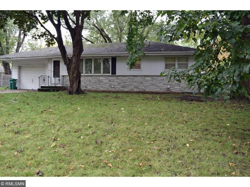 7351 40th Ave N, New Hope, MN 55427