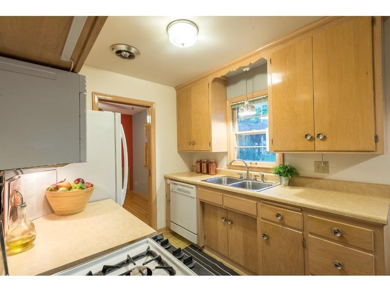 7615 Columbus Ave, Richfield, MN 55423