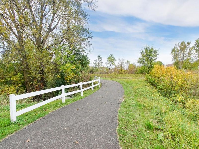 4541 Victor Pa #1, Hugo, MN 55038
