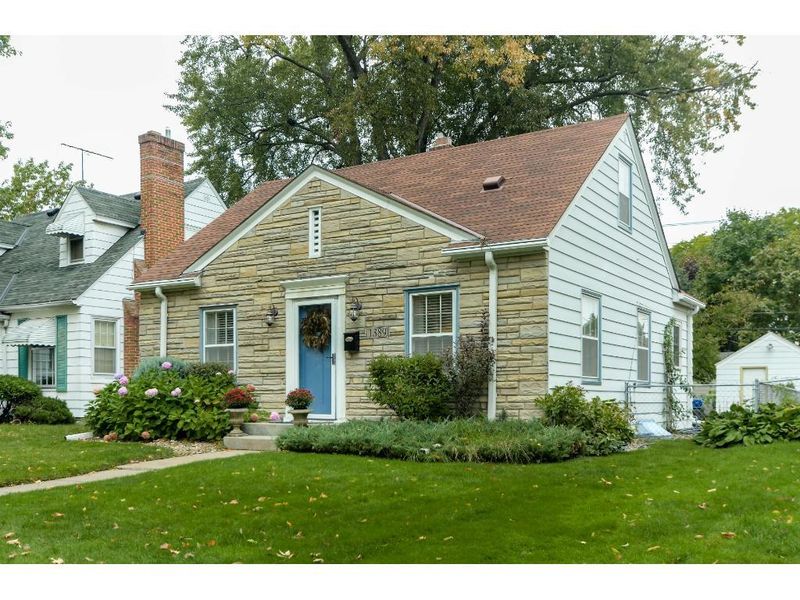 1389 Bayard Ave, Saint Paul, MN 55116