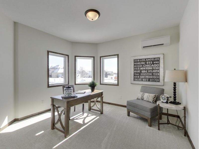 1213 Francis Dr, Elko New Market, MN 55054