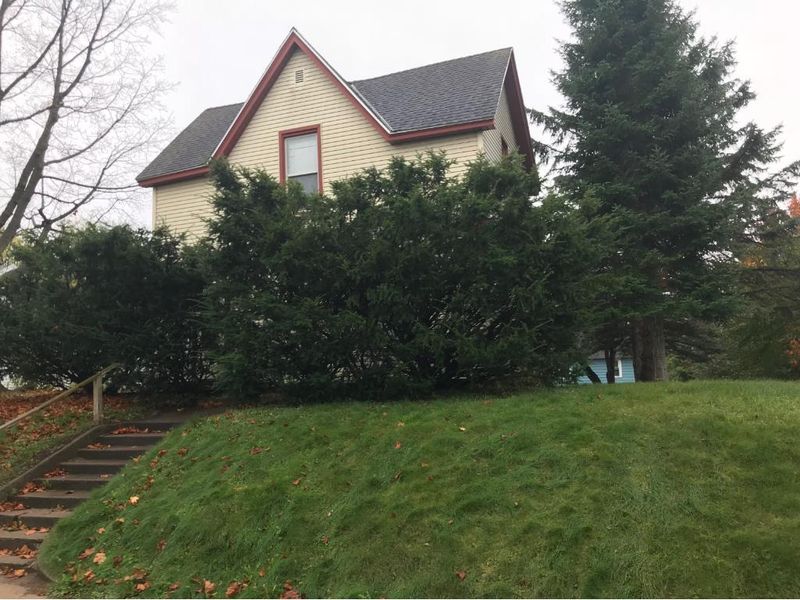 539 Lake St, Eau Claire, WI 54703