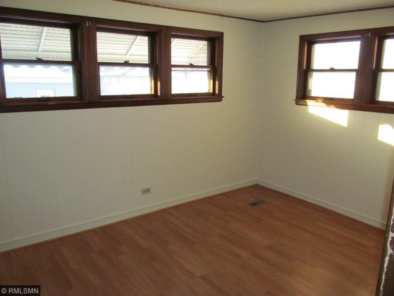 720 Jefferson St NE, Minneapolis, MN 55413