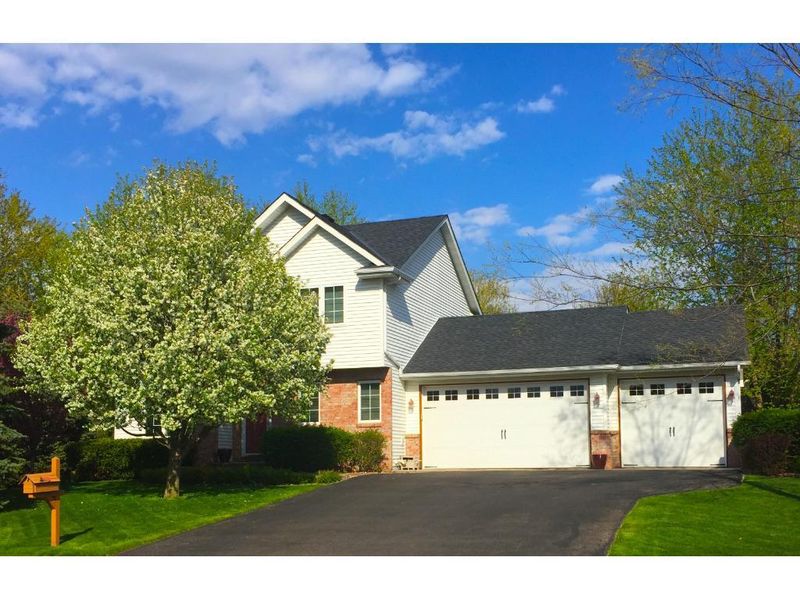 1095 Creekside Crossing, Stillwater, MN 55082