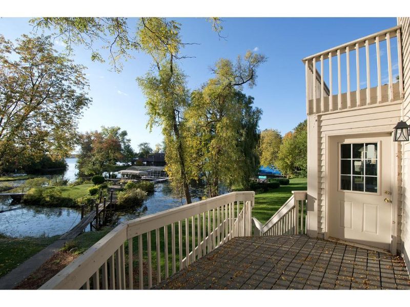 60 Highland Ave, Excelsior, MN 55331