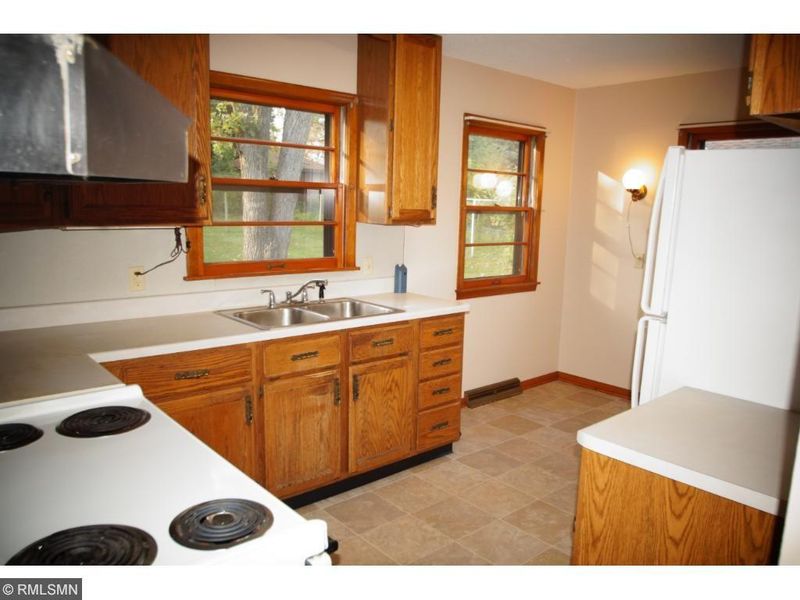 337 97th Ln NW, Coon Rapids, MN 55433