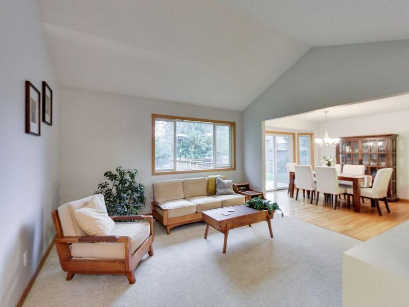 21411 Foxtail Ln, Rogers, MN 55374