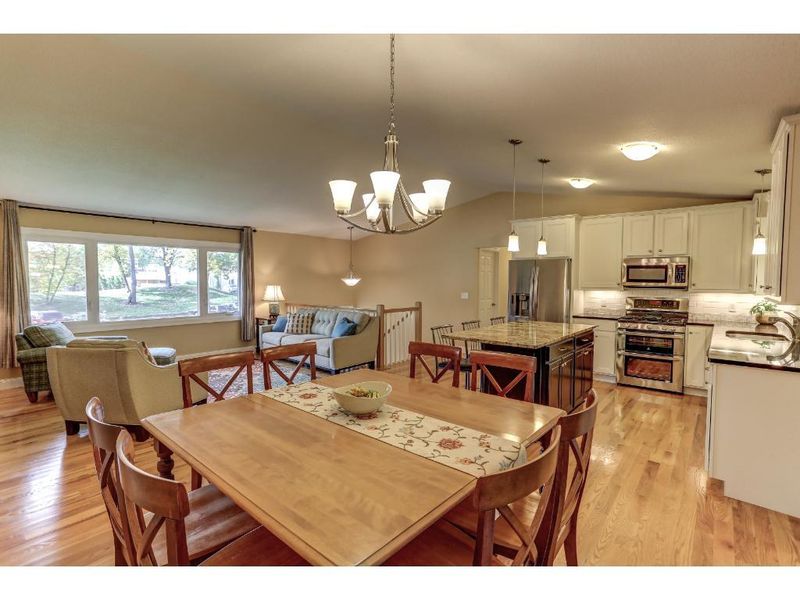 1519 Clare Ln, Wayzata, MN 55391