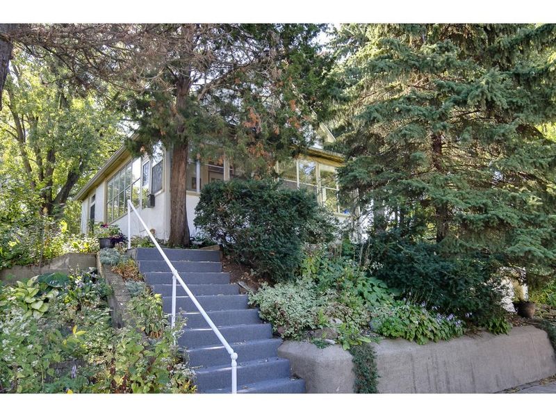 50 Belvidere St W, Saint Paul, MN 55107
