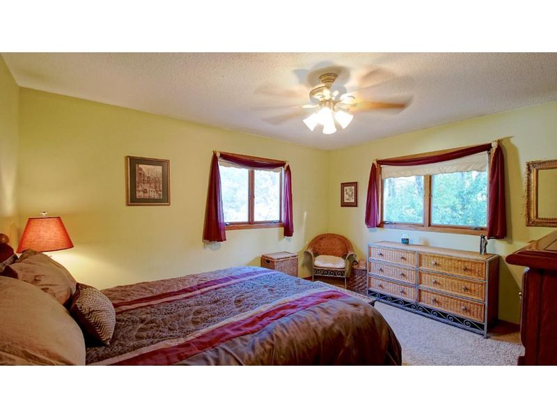 117 Village Ave, Cannon Falls, MN 55009