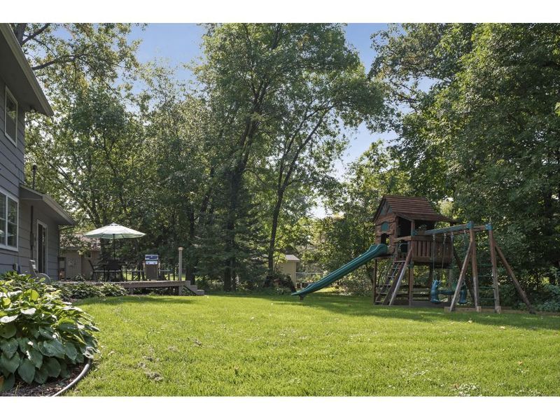 2315 Troy Ln N, Plymouth, MN 55447