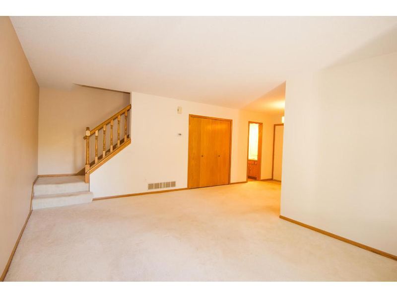 4202 White Bear Pw, White Bear Lake, MN 55110