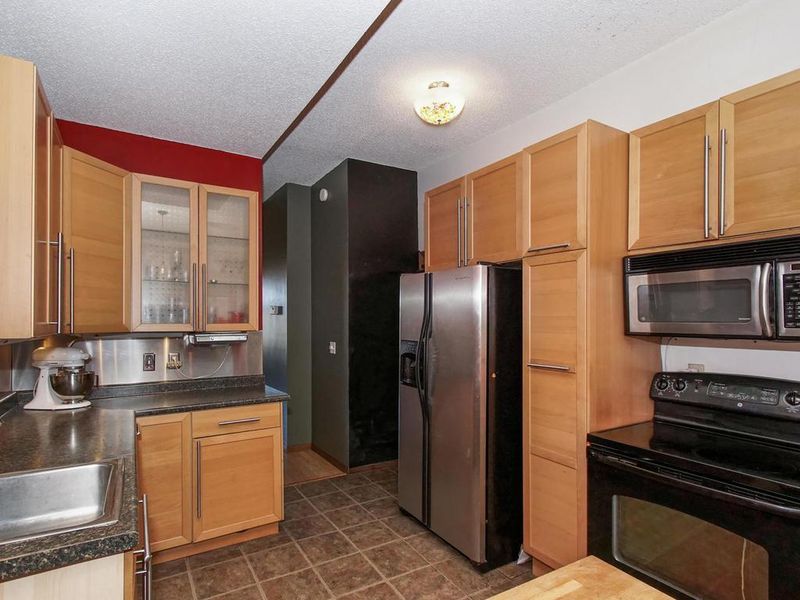1802 4th Ave S #A, Minneapolis, MN 55404