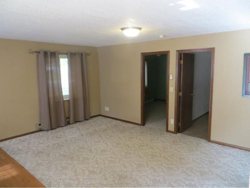 2217 W Saint Germain St, Saint Cloud, MN 56301