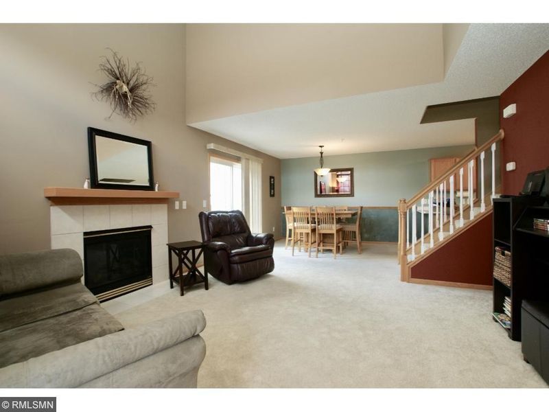 3260 136th St W #21, Rosemount, MN 55068