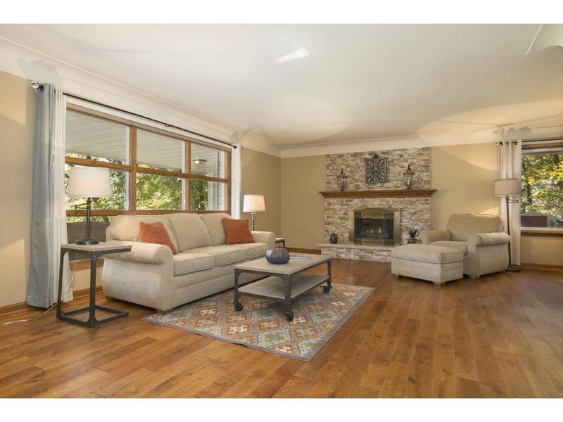12910 Excelsior Blvd, Minnetonka, MN 55343