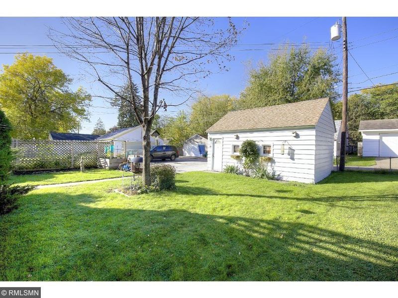 4048 Madison St NE, Columbia Heights, MN 55421