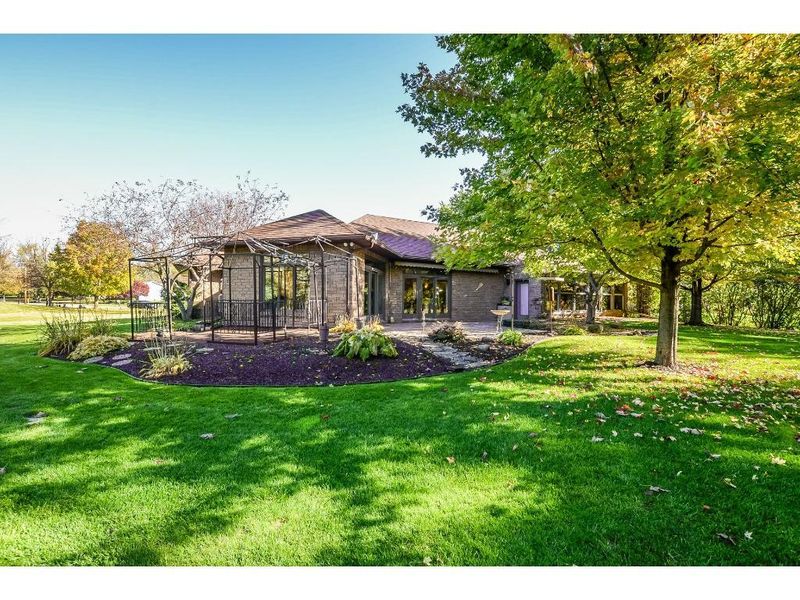 2190 Prospect Dr NE, Saint Cloud, MN 56304