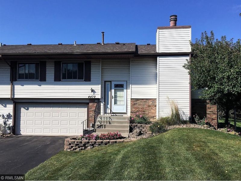 4470 Churchill St, Shoreview, MN 55126