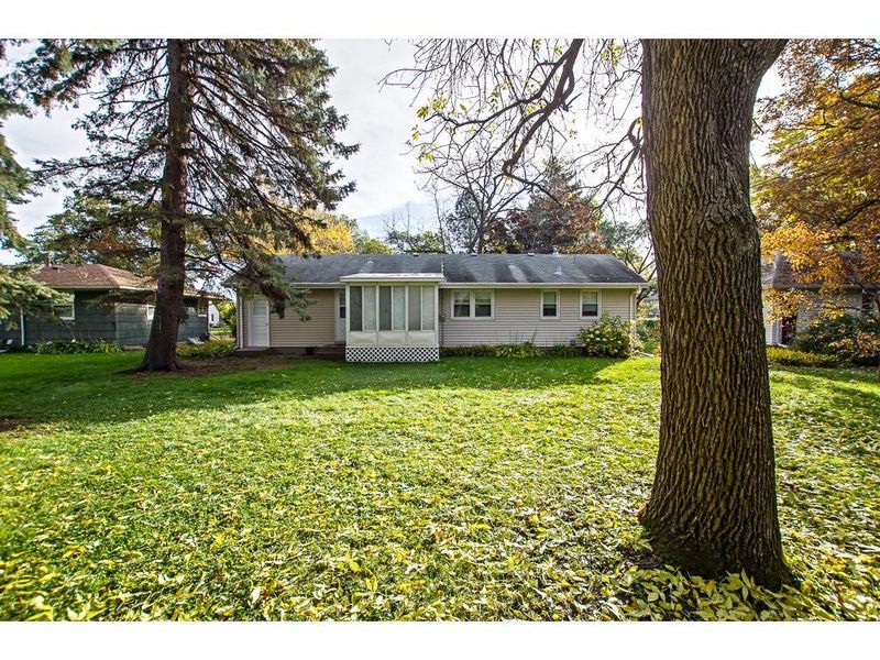 5507 Camden Ave N, Brooklyn Center, MN 55430