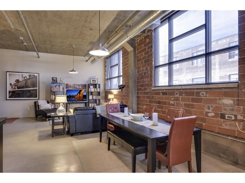 718 Washington Ave N #503, Minneapolis, MN 55401