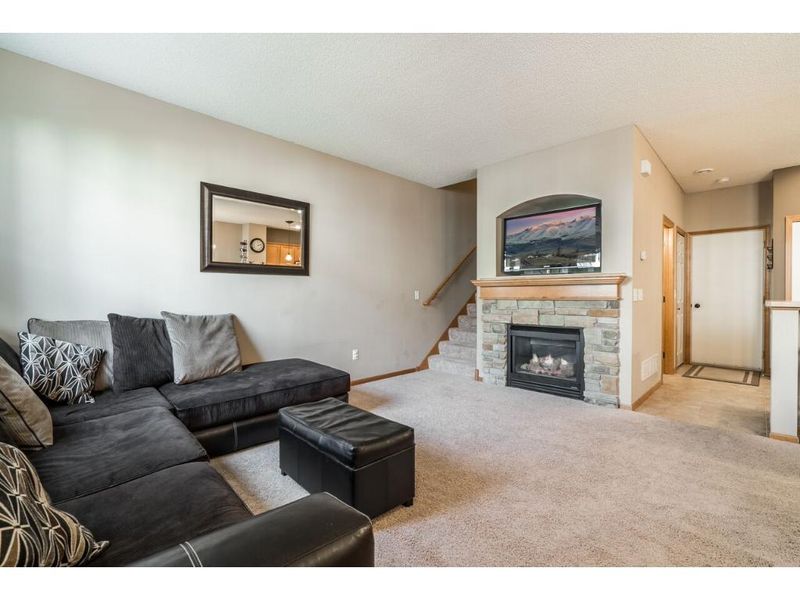 3490 Cherry Ln #E, Woodbury, MN 55129