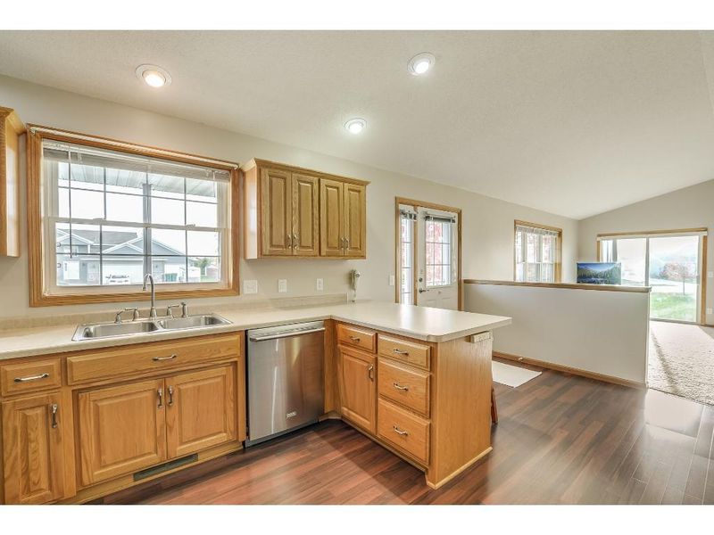 271 Publishers Dr NE, Kimball, MN 55353