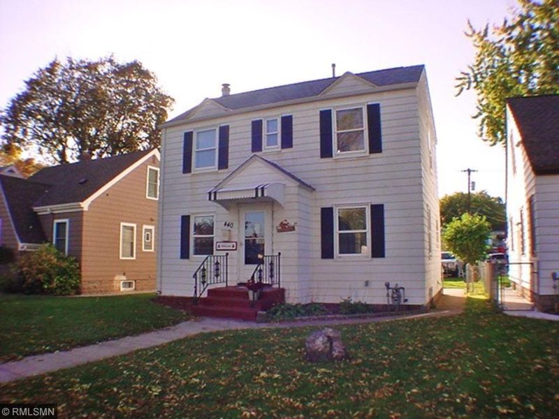 440 9th Ave S, South Saint Paul, MN 55075