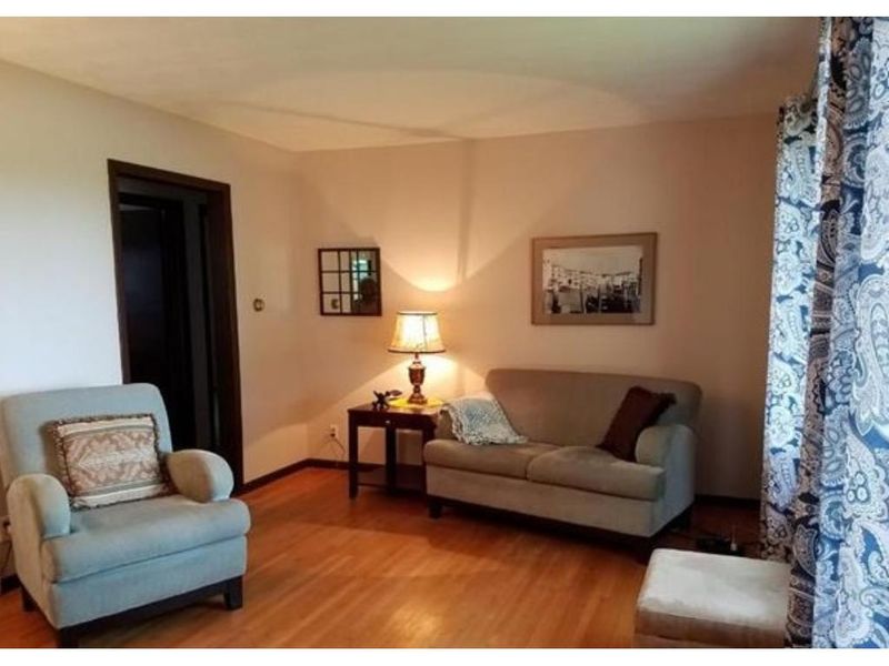 3614 70th St E, Inver Grove Heights, MN 55076