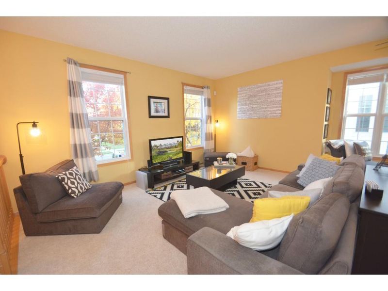 4113 Regent Ave N, Robbinsdale, MN 55422