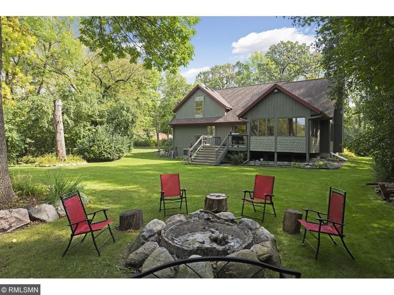 75 Pleasant Ave, Excelsior, MN 55331