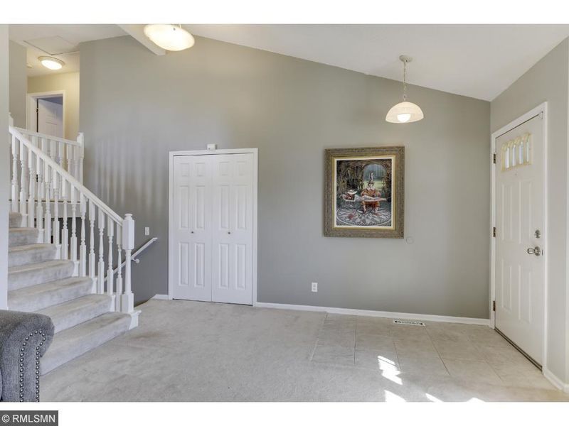 2370 Helena Rd N, Oakdale, MN 55128