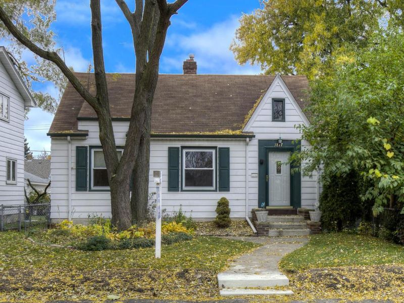 3817 Noble Ave N, Robbinsdale, MN 55422