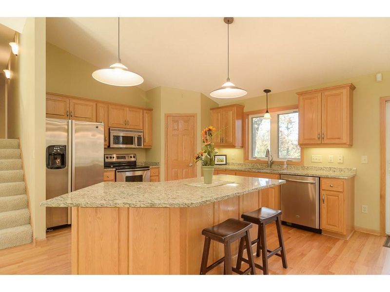 2737 108th Ln NE, Blaine, MN 55449