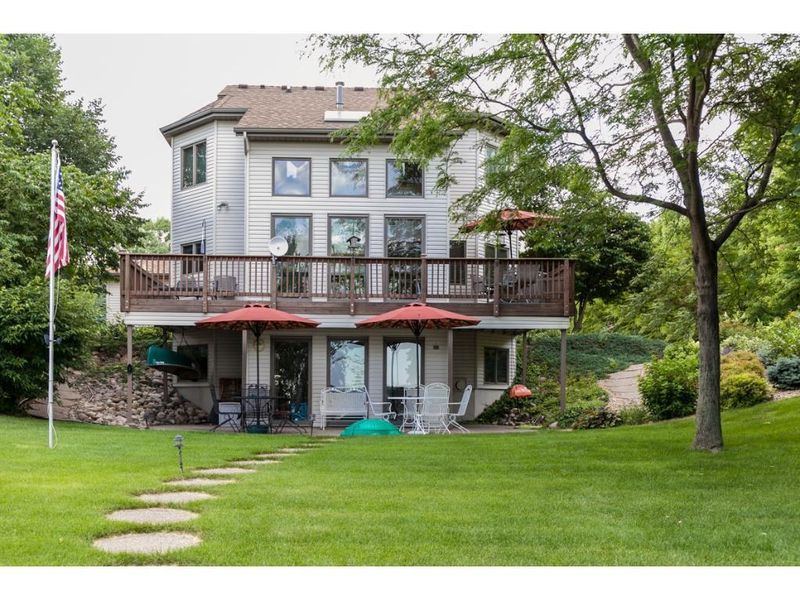 5570 Cannon Lake Ct, Faribault, MN 55021