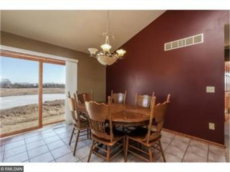 34497 Malmberg Ave, Lindstrom, MN 55045