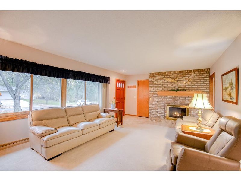 8952 Jackson Ave, Circle Pines, MN 55014