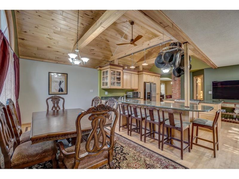 1902 4th St N, Stillwater, MN 55082