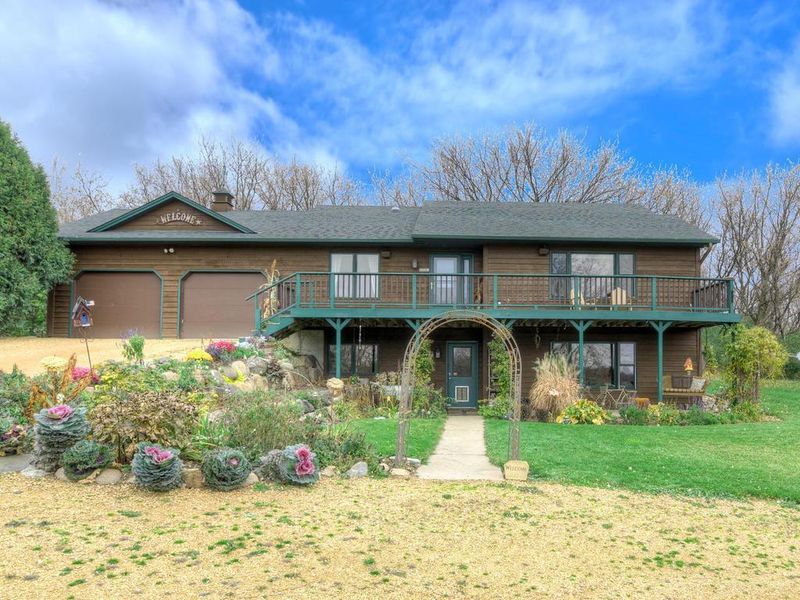 190 County Road 92 N, Maple Plain, MN 55359