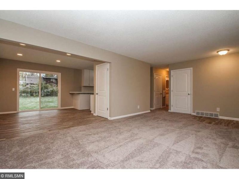 104 15th Ave NW, New Brighton, MN 55112
