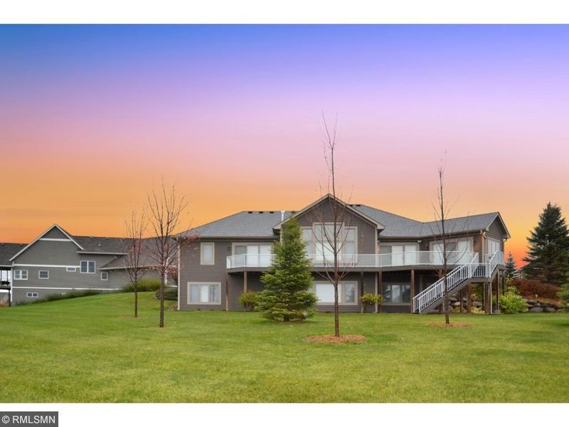 3027 Fairway Cir, Chaska, MN 55318