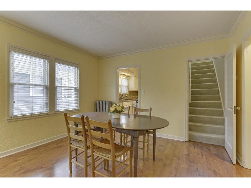 1093 Cherokee Ave, West Saint Paul, MN 55118