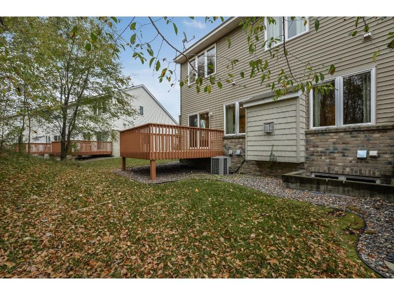10954 NW 185 Ave, Elk River, MN 55330
